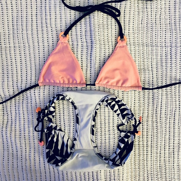 Seafolly youth size 10 black & white bikini like new!! - Picture 5 of 11